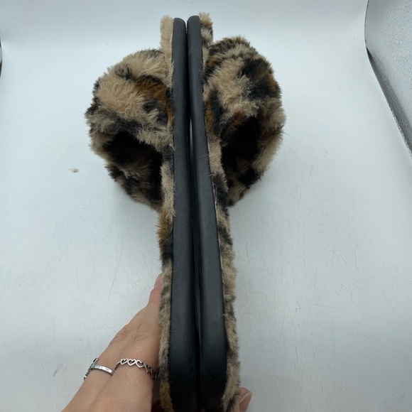 Kate Spade Sandy women’s  Furry Animal Print Slippers size 8 - Picture 7 of 10